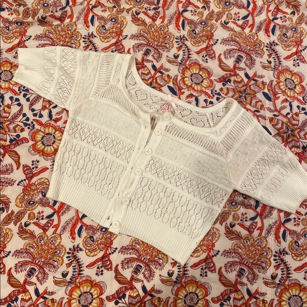 Small White Crop Sweater Cardigan